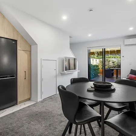 Stylish And Sleek City Stay